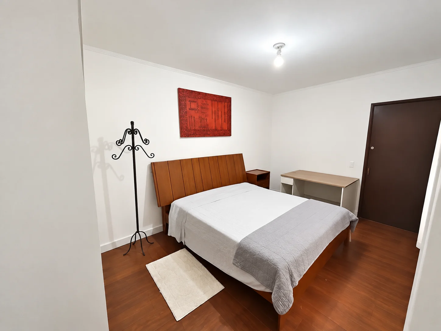 Quarto espaçoso para alugar no Brooklin perto do metrô